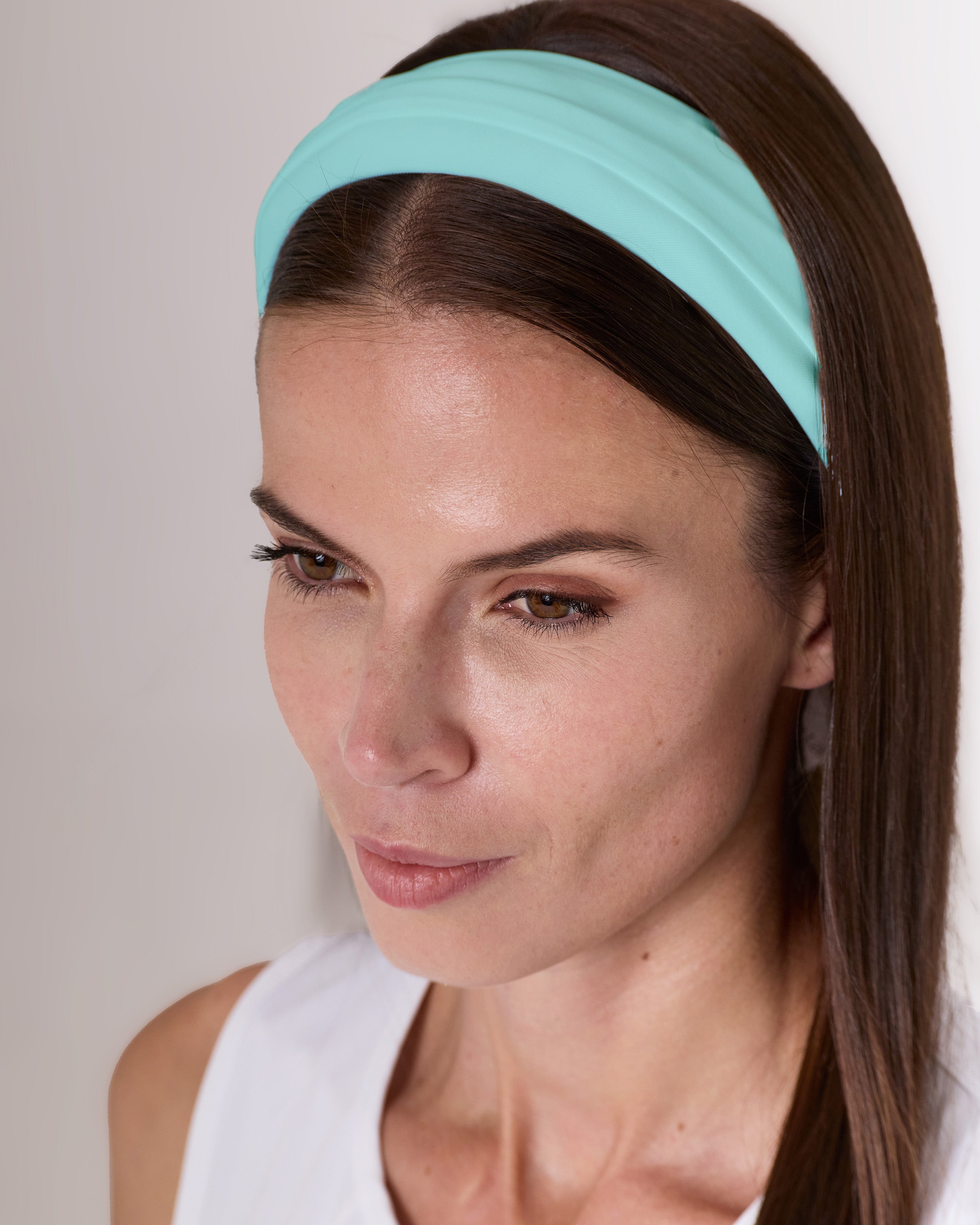 SOLE in Terme, as headband, side view