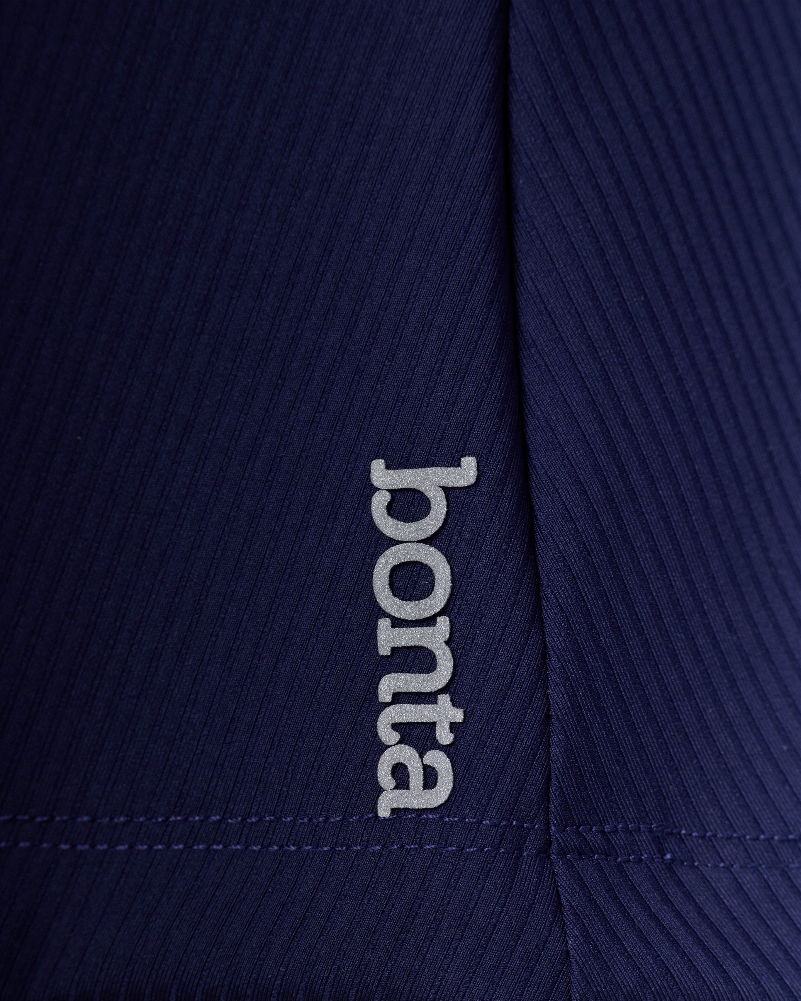 SICILY in color mare-blu, showing logo detail