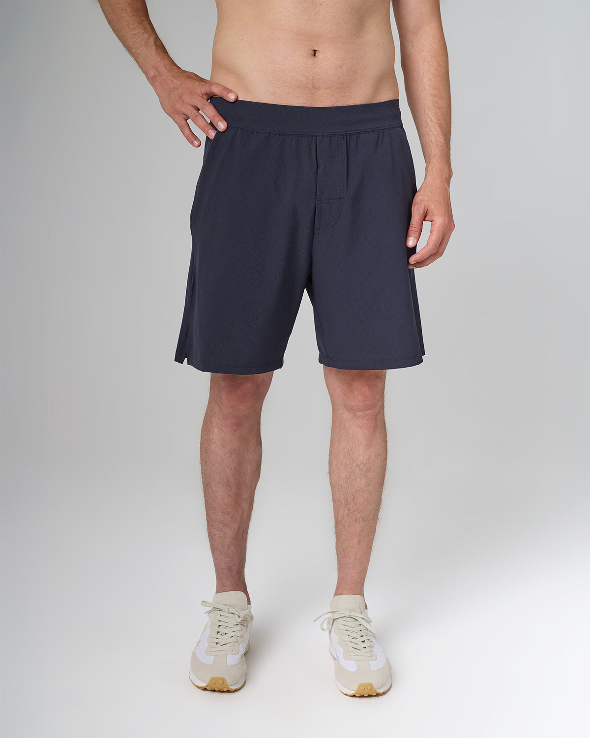 TERRAMARE in color Midnight Gray, front view