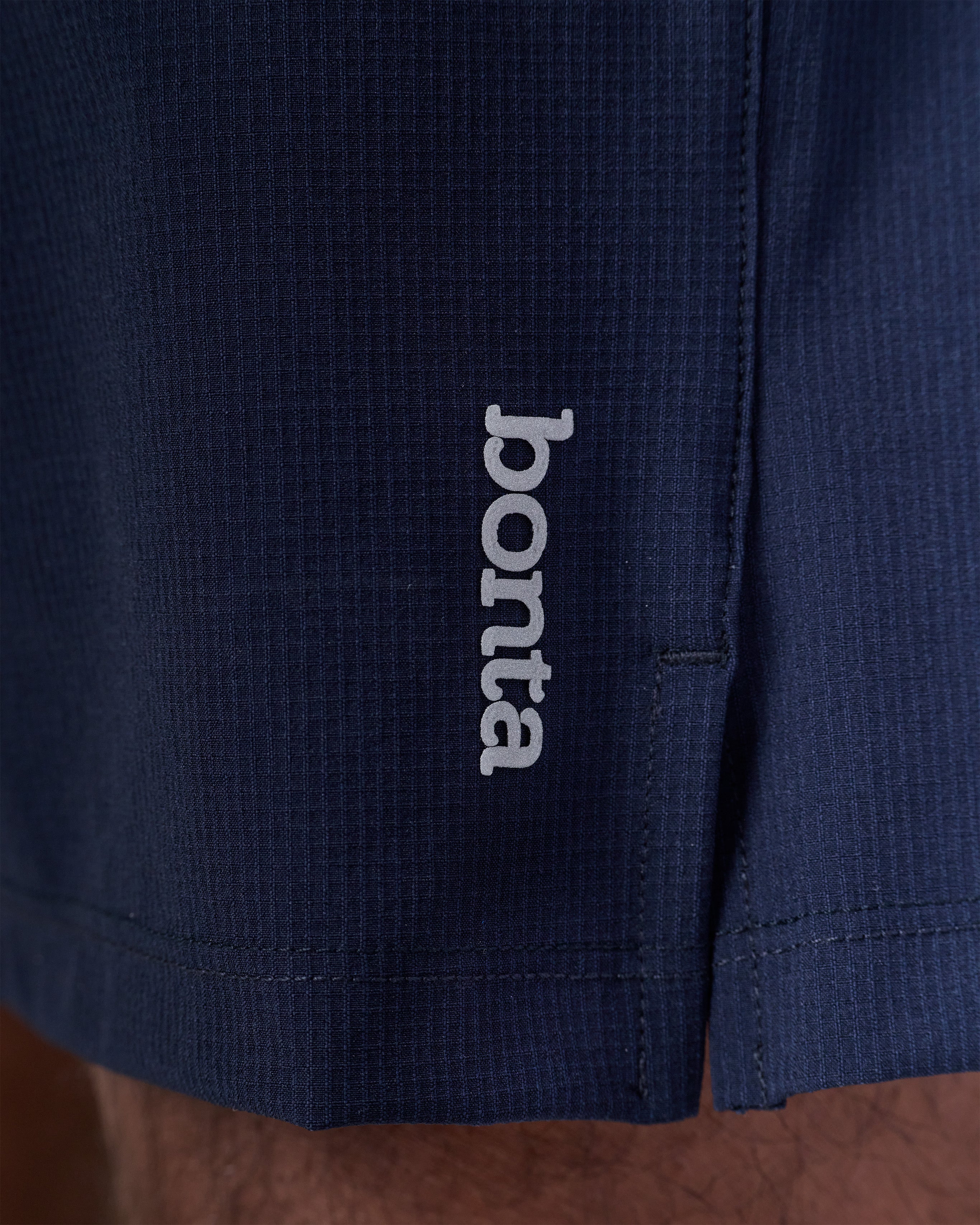 TERRAMARE in color Black, showing logo detail