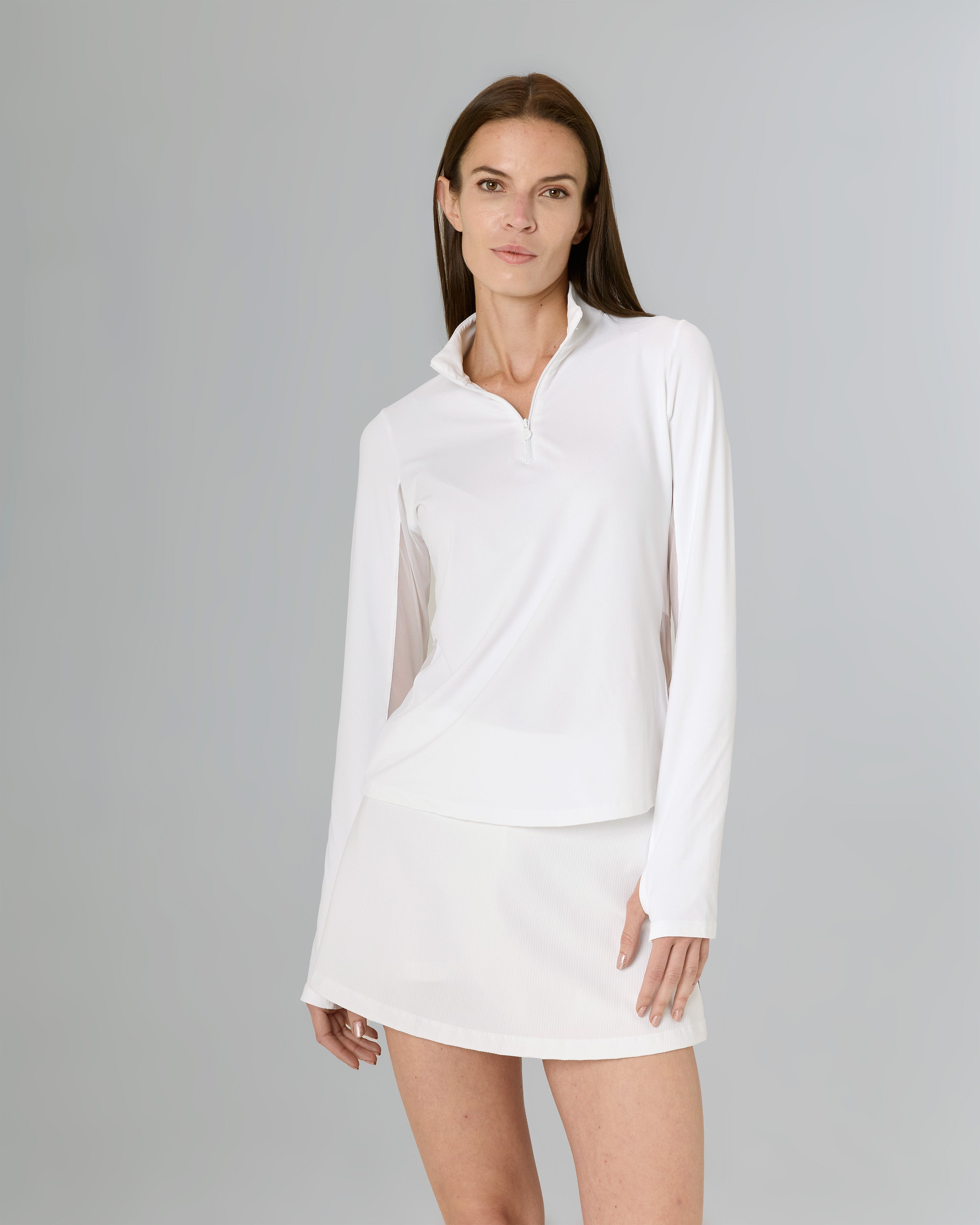 COMO in color Bianco, front view