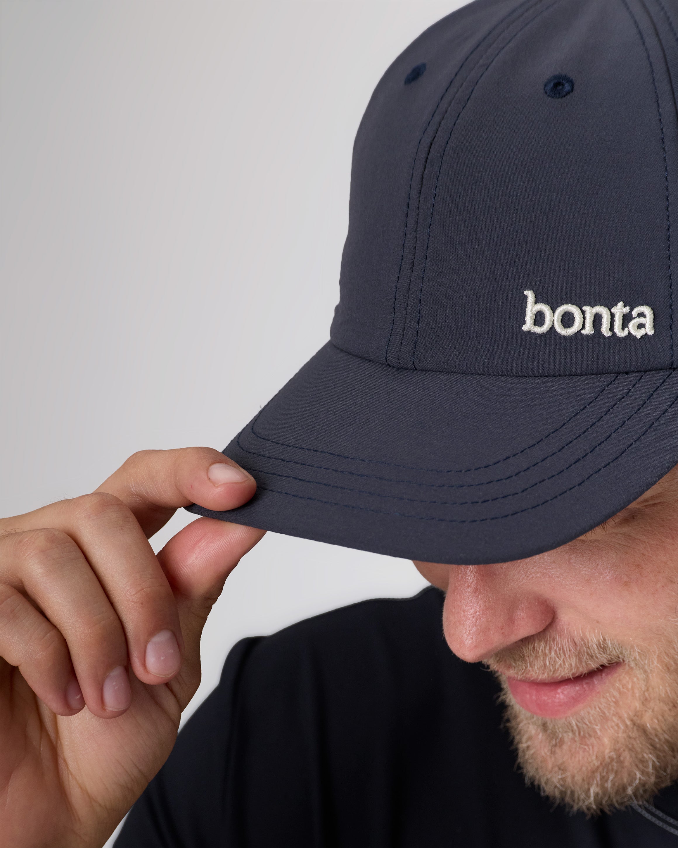 STADIO in color matte-grey, close-up view