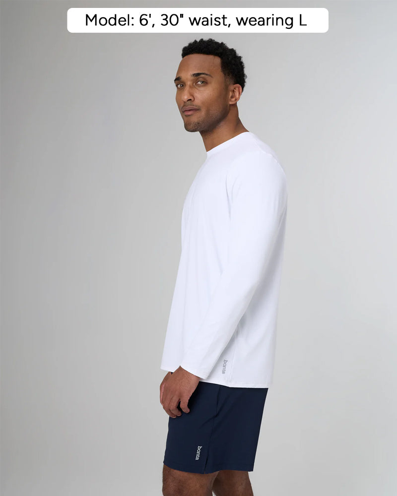 RIVIERA in color Bianco, side view, Model: 6', 30" waist, wearing L