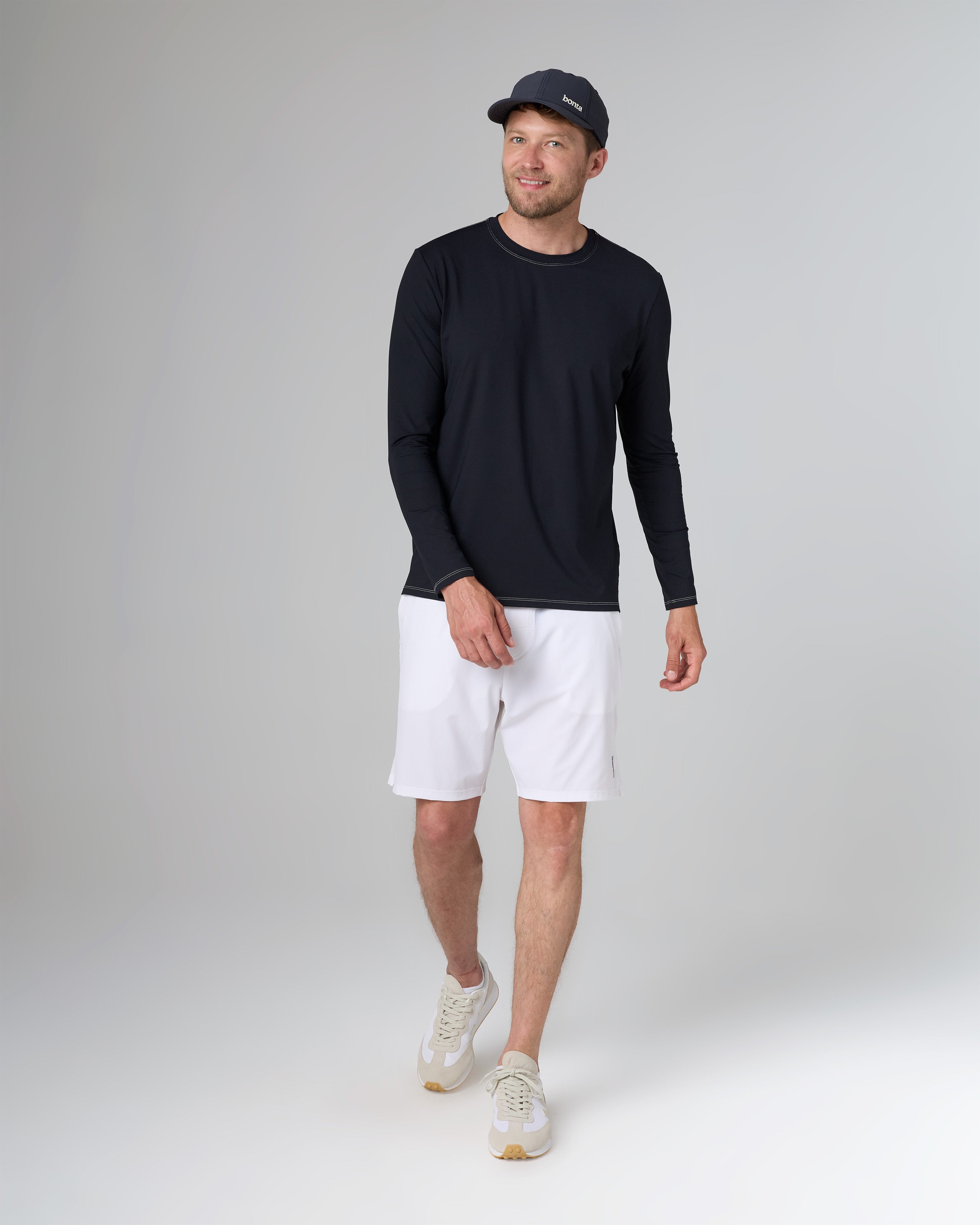 RIVIERA in color Nero, free view