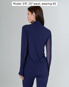 COMO in color mare-blu, back view, Model: 5'9", 25" waist, wearing S