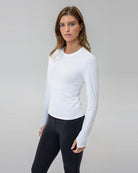 Aria in color Bianco, quarter view